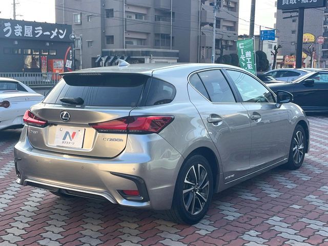 TOYOTA LEXUS CT200H 2017 Image 31