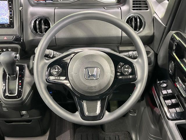 HONDA N BOX CUSTOM 2023 Image 31