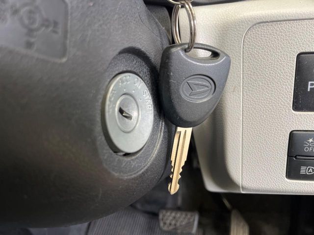 DAIHATSU MIRA E:S 2017 Image 31