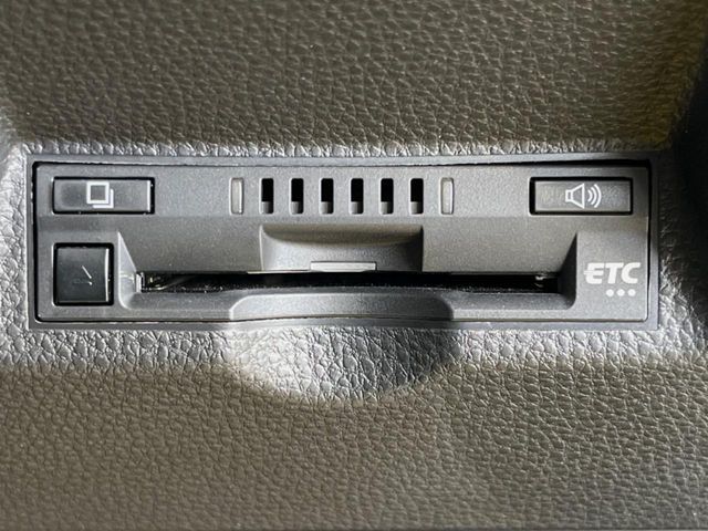 TOYOTA YARIS CROSS HYBRID 2023 Image 31