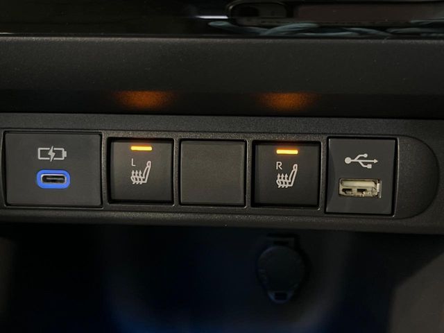 TOYOTA YARIS CROSS HYBRID 2023 Image 31