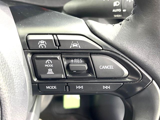 TOYOTA YARIS CROSS HYBRID 2024 Image 31