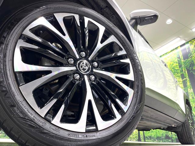 TOYOTA YARIS CROSS HYBRID 2024 Image 31