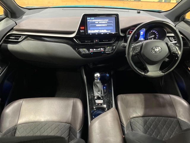 TOYOTA C-HR 2018 Image 31
