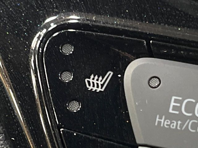 TOYOTA C-HR 2018 Image 31