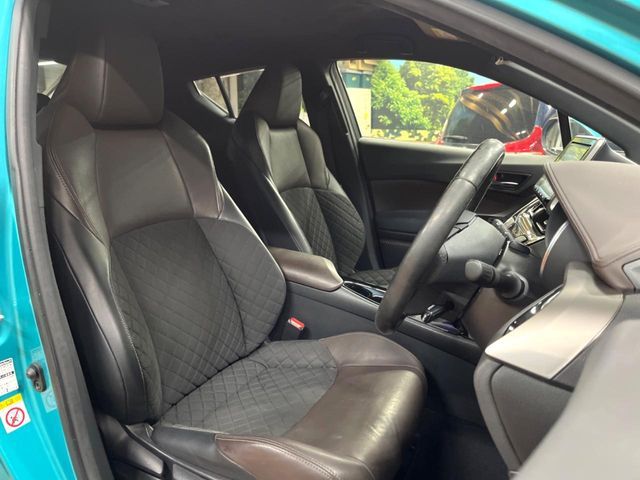 TOYOTA C-HR 2018 Image 31