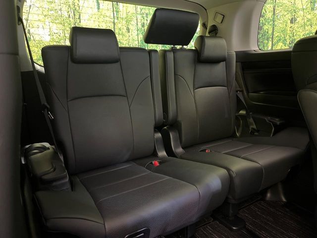 TOYOTA ALPHARD HYBRID 4WD 2019 Image 31