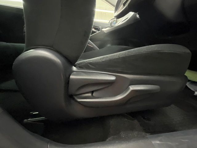 TOYOTA PRIUS 2014 Image 31