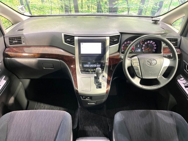 TOYOTA ALPHARD 2012 Image 31