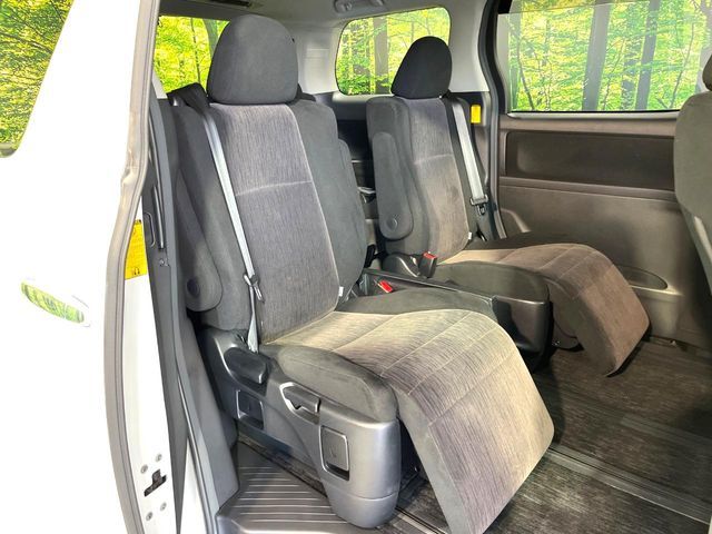 TOYOTA ALPHARD 2012 Image 31