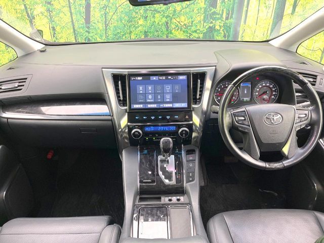 TOYOTA VELLFIRE 2019 Image 31