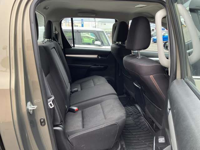 TOYOTA HILUX 4WD 2022 Image 31