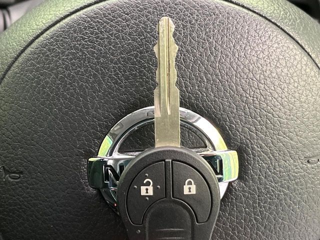 NISSAN NOTE 2013 Image 31