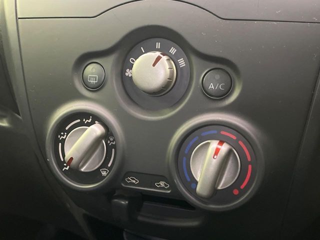 NISSAN NOTE 2013 Image 31