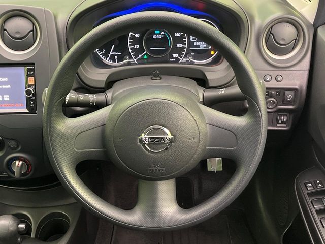 NISSAN NOTE 2013 Image 31