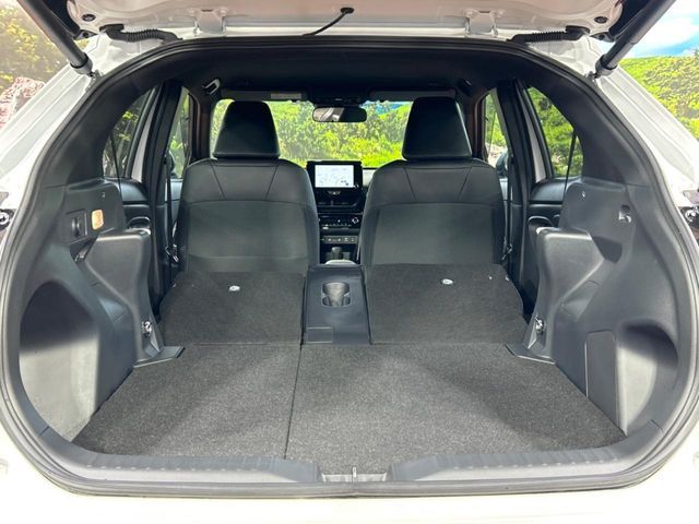 TOYOTA YARIS CROSS HYBRID 2025 Image 31