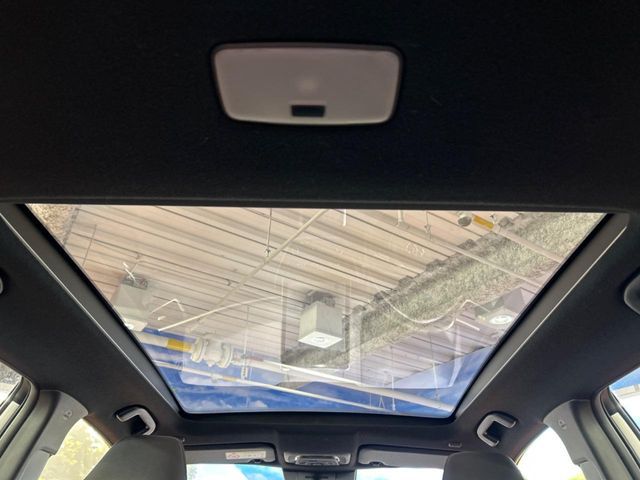 TOYOTA COROLLA CROSS HYBRID 2024 Image 31