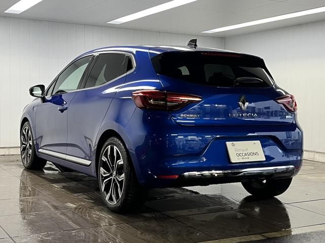 RENAULT LUTECIA 2024 Image 31