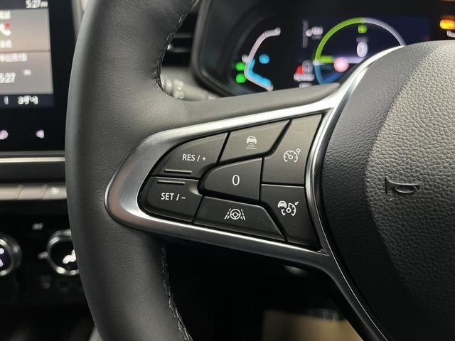 RENAULT LUTECIA 2024 Image 31