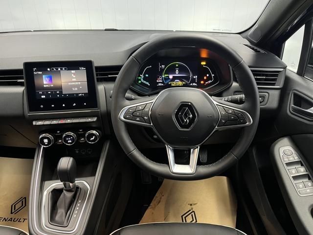 RENAULT LUTECIA 2024 Image 31