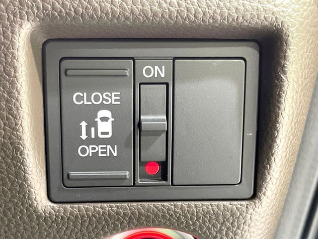 HONDA N BOX 2023 Image 31