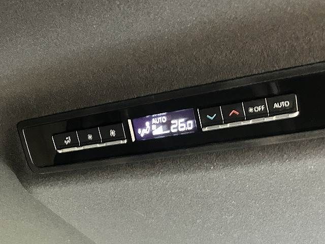 TOYOTA VOXY HYBRID 2023 Image 31