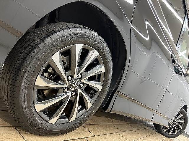 TOYOTA VOXY HYBRID 2023 Image 31