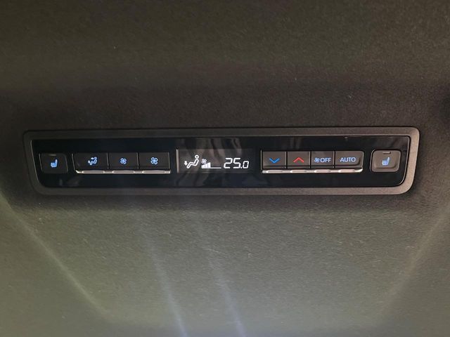 TOYOTA NOAH HYBRID 2023 Image 31