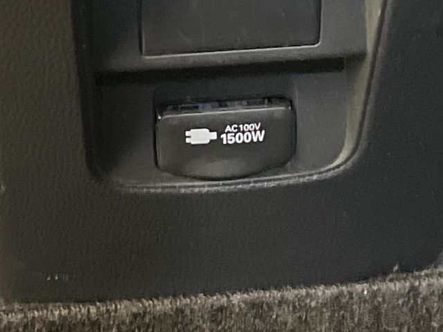 TOYOTA NOAH HYBRID 2023 Image 31