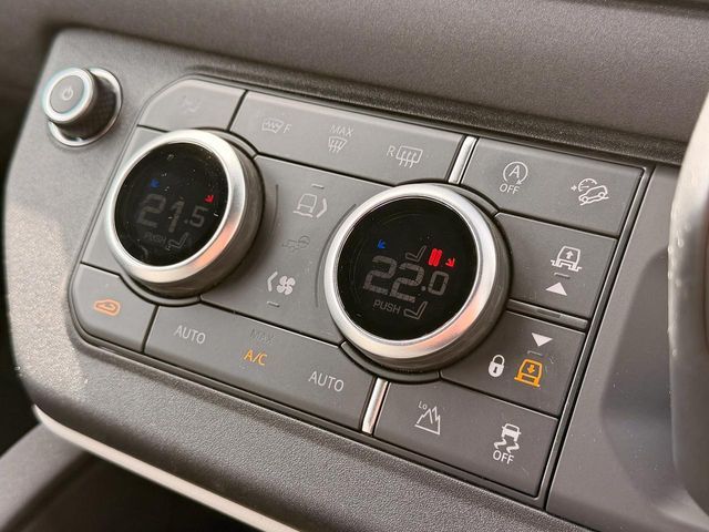 ROVER DEFENDER 2023 Image 31