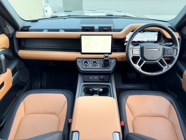 ROVER DEFENDER 2024 Image 31