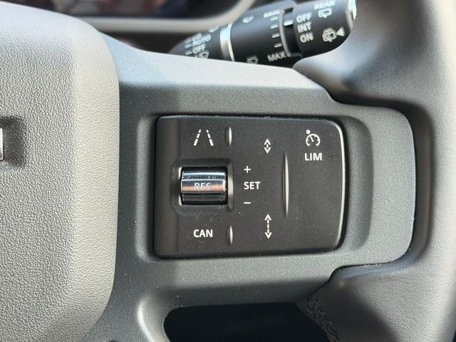 ROVER DEFENDER 2024 Image 31