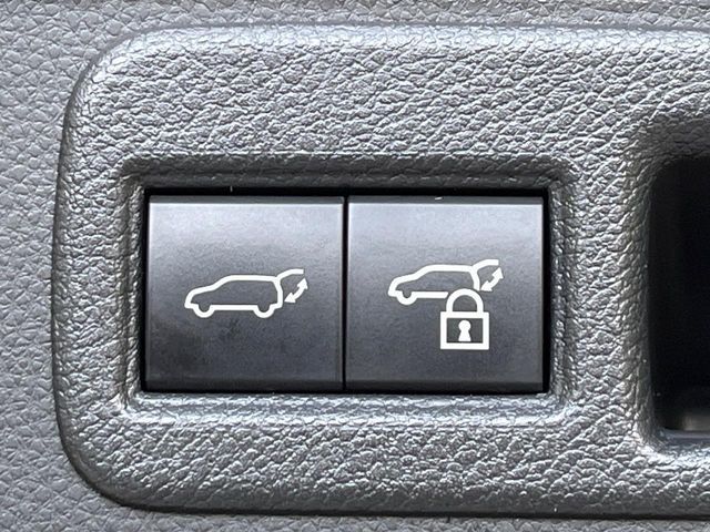 TOYOTA HARRIER 2WD 2023 Image 31