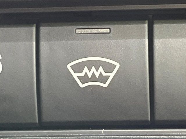 TOYOTA PRIUS 4WD 2025 Image 31