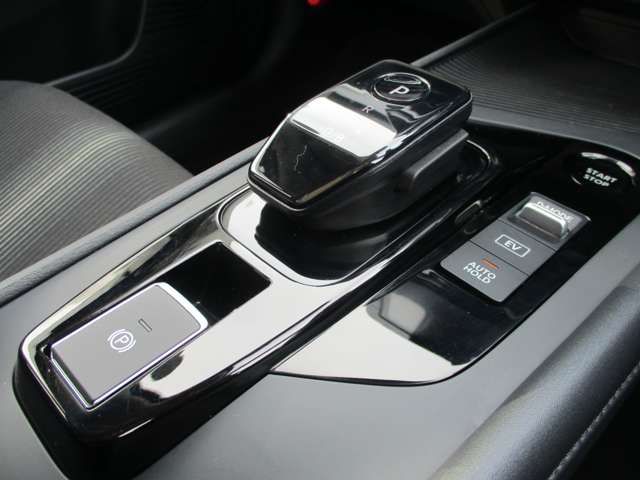 NISSAN NOTE 4WD 2021 Image 31