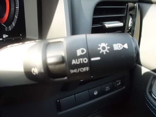 NISSAN X-TRAIL HYBRID 4WD 2023 Image 31