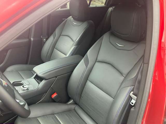 CADILLAC XT4 2025 Image 31