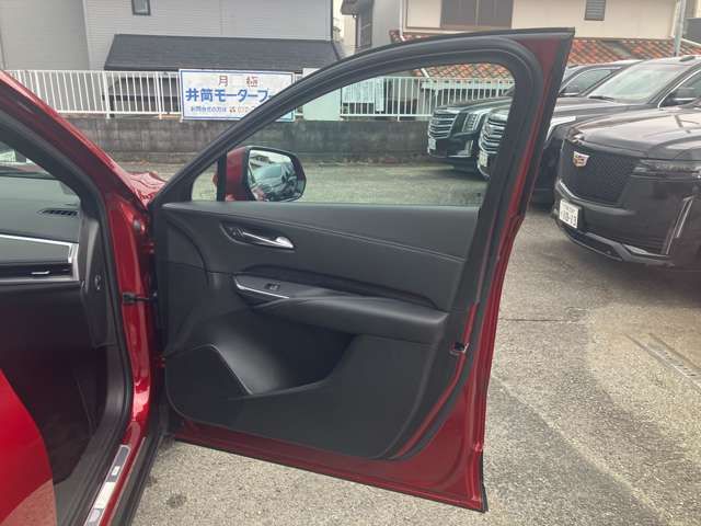 CADILLAC XT4 2025 Image 31