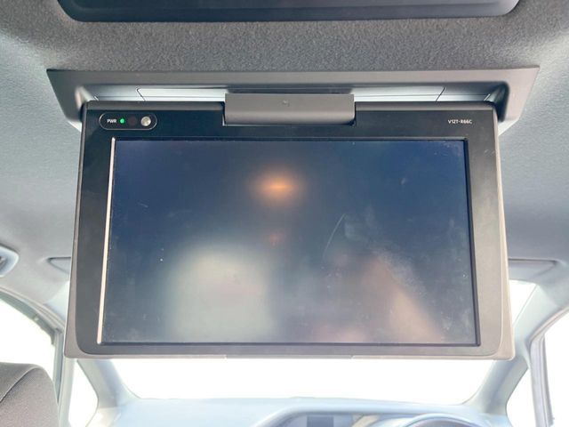 TOYOTA NOAH 2017 Image 31