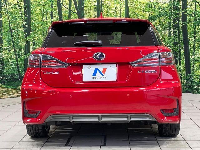 TOYOTA LEXUS CT200H 2016 Image 31