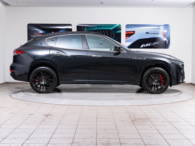 MASERATI LEVANTE 2023 Image 31
