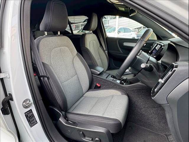 VOLVO XC40 2023 Image 31