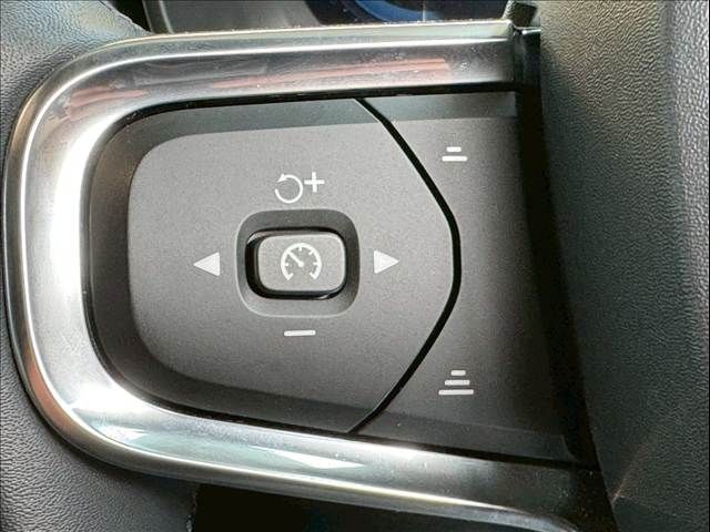 VOLVO XC40 2023 Image 31