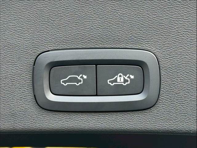 VOLVO XC40 2023 Image 31