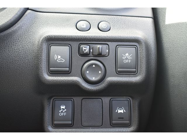 NISSAN NOTE 2018 Image 31