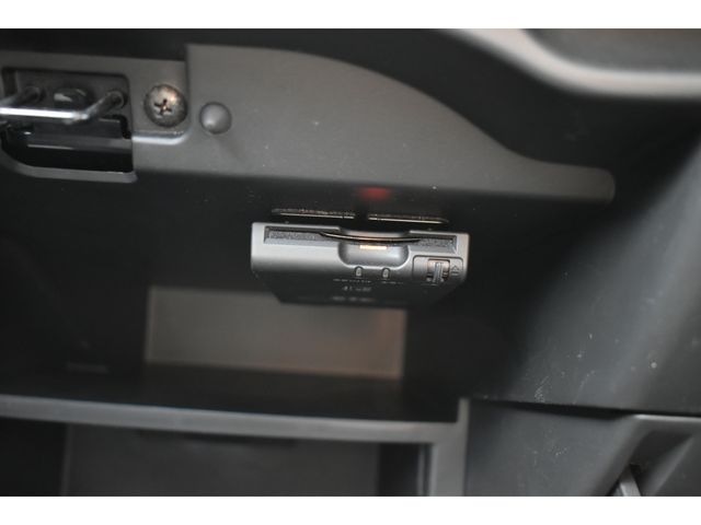 NISSAN NOTE 2018 Image 31