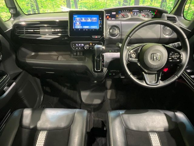 HONDA N BOX CUSTOM 2021 Image 31