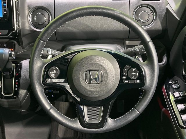 HONDA N BOX CUSTOM 2021 Image 31