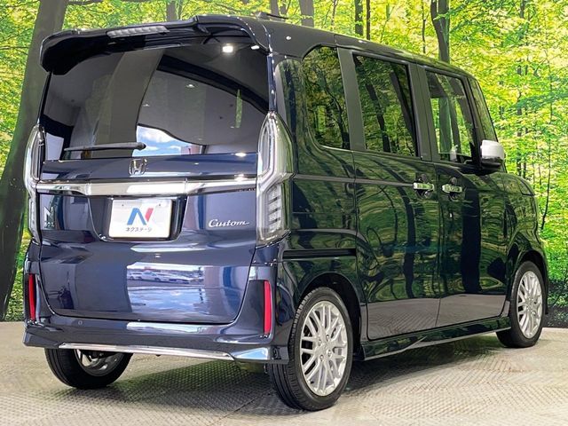 HONDA N BOX CUSTOM 2021 Image 31