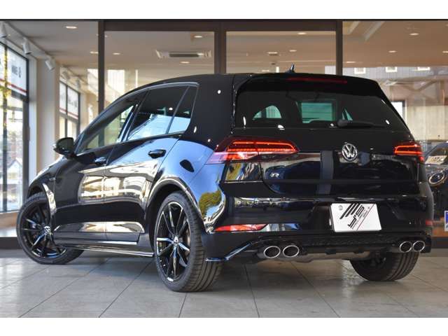 VOLKSWAGEN GOLF R 2017 Image 31